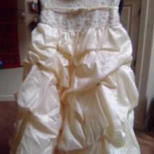 Beautiful yellow spring wedding dress